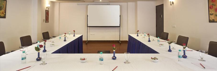 Hotel Wti Airport Grand Delhi New Delhi Eksteriør billede